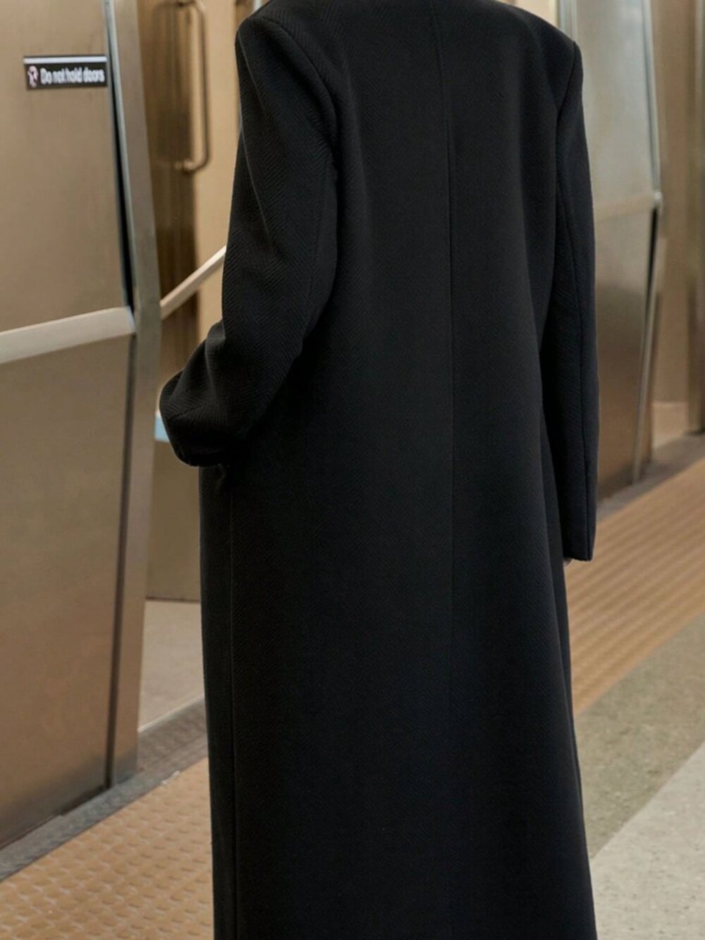 black Women's Minimalist Casual Long Sleeve jacket coat - Picture 6 of 7